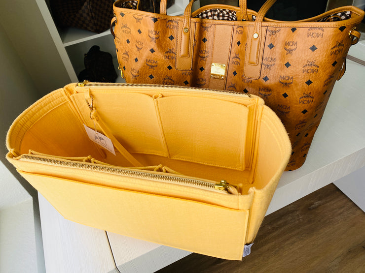 Mcm large liz shopper tote top